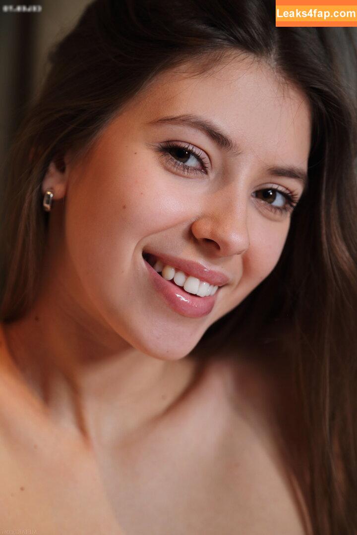 303 /  слитое фото фото #1770