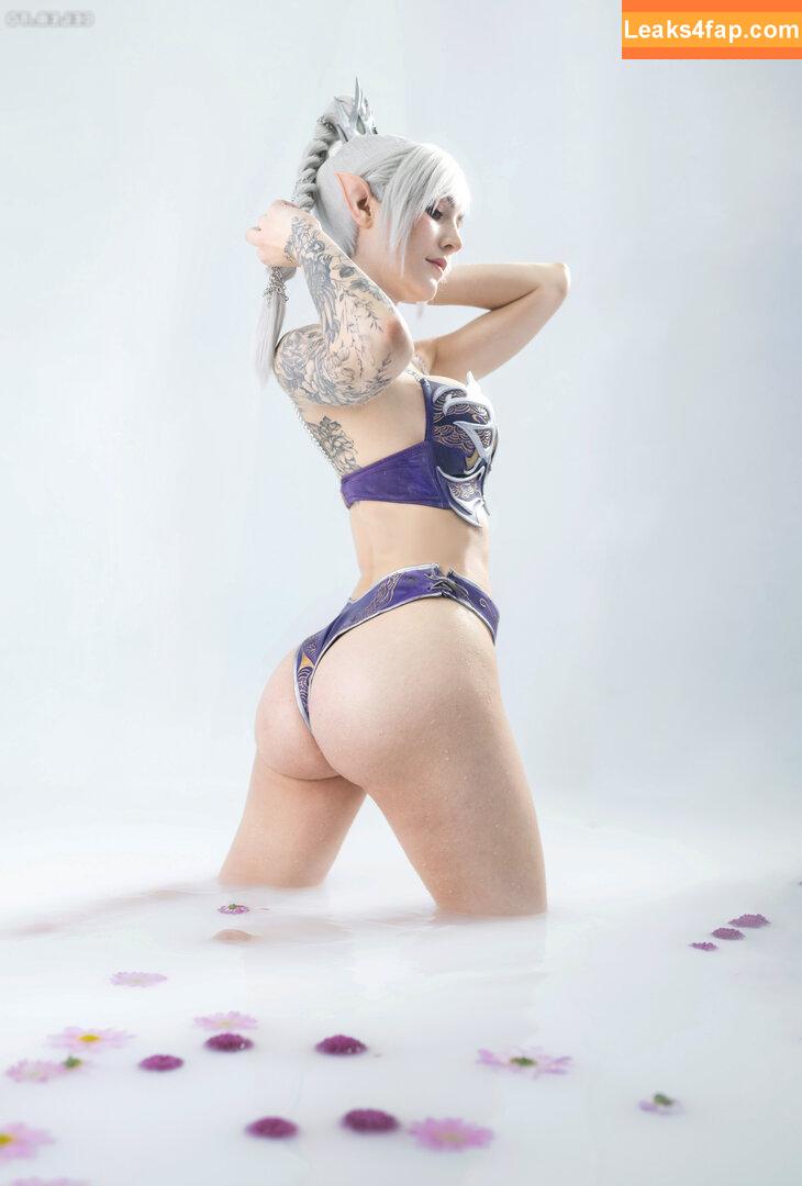 303 /  слитое фото фото #2196