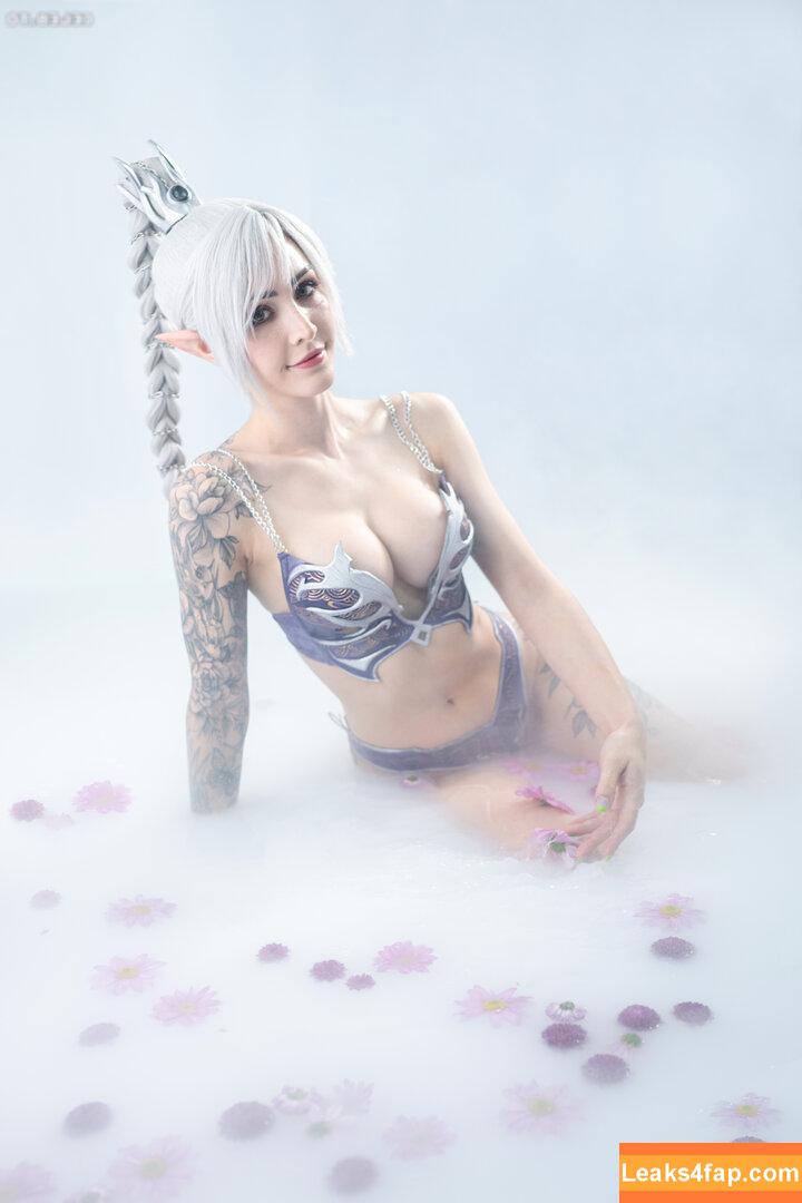 303 /  слитое фото фото #2216