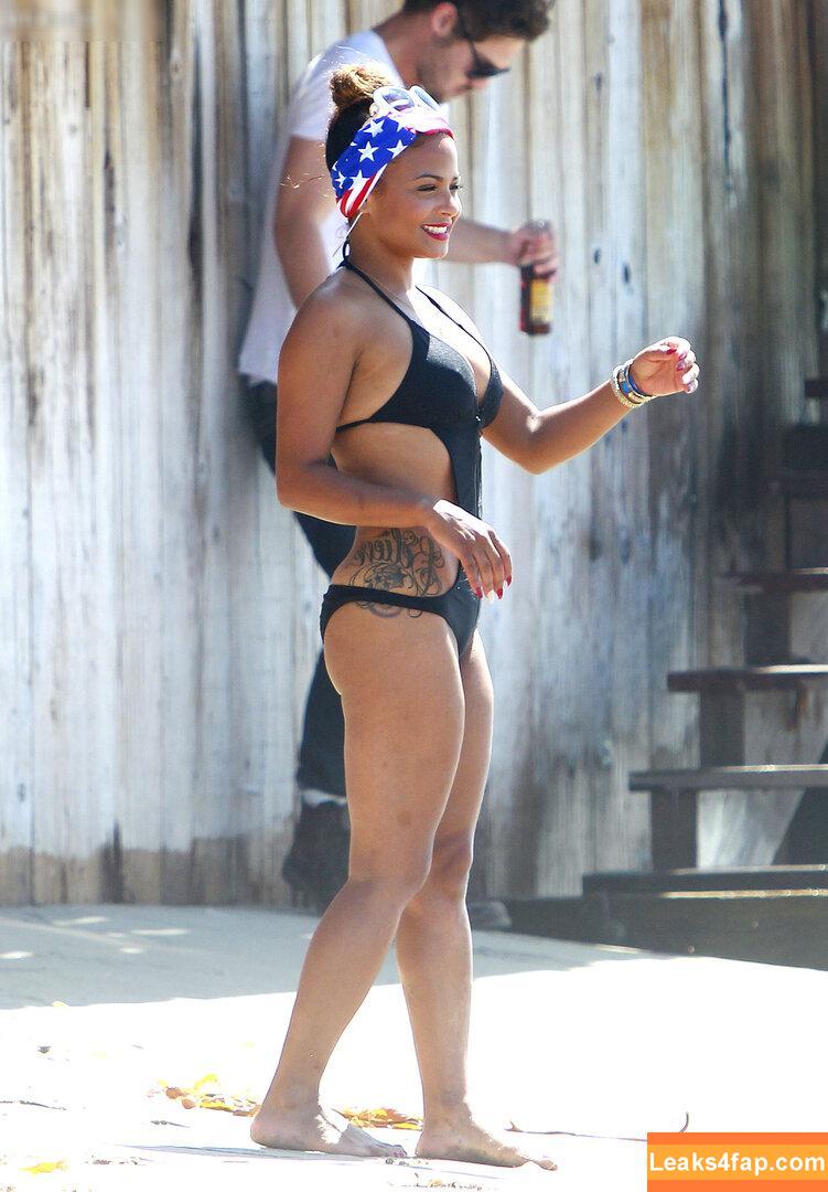 303 /  слитое фото фото #2689