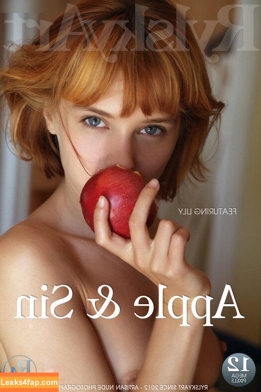 303 /  слитое фото фото #3284