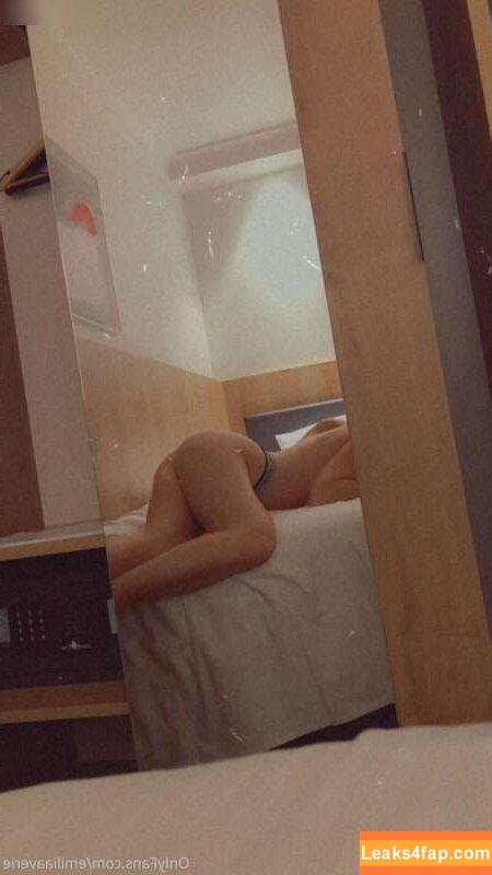 303 /  leaked photo photo #3976