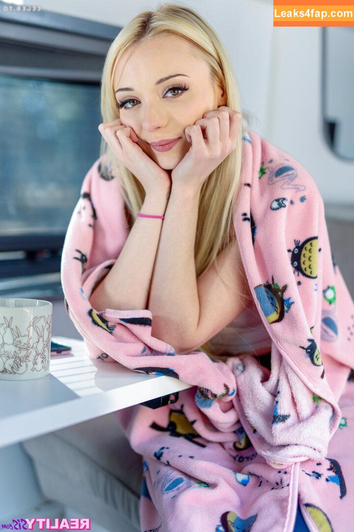 303 /  leaked photo photo #4314