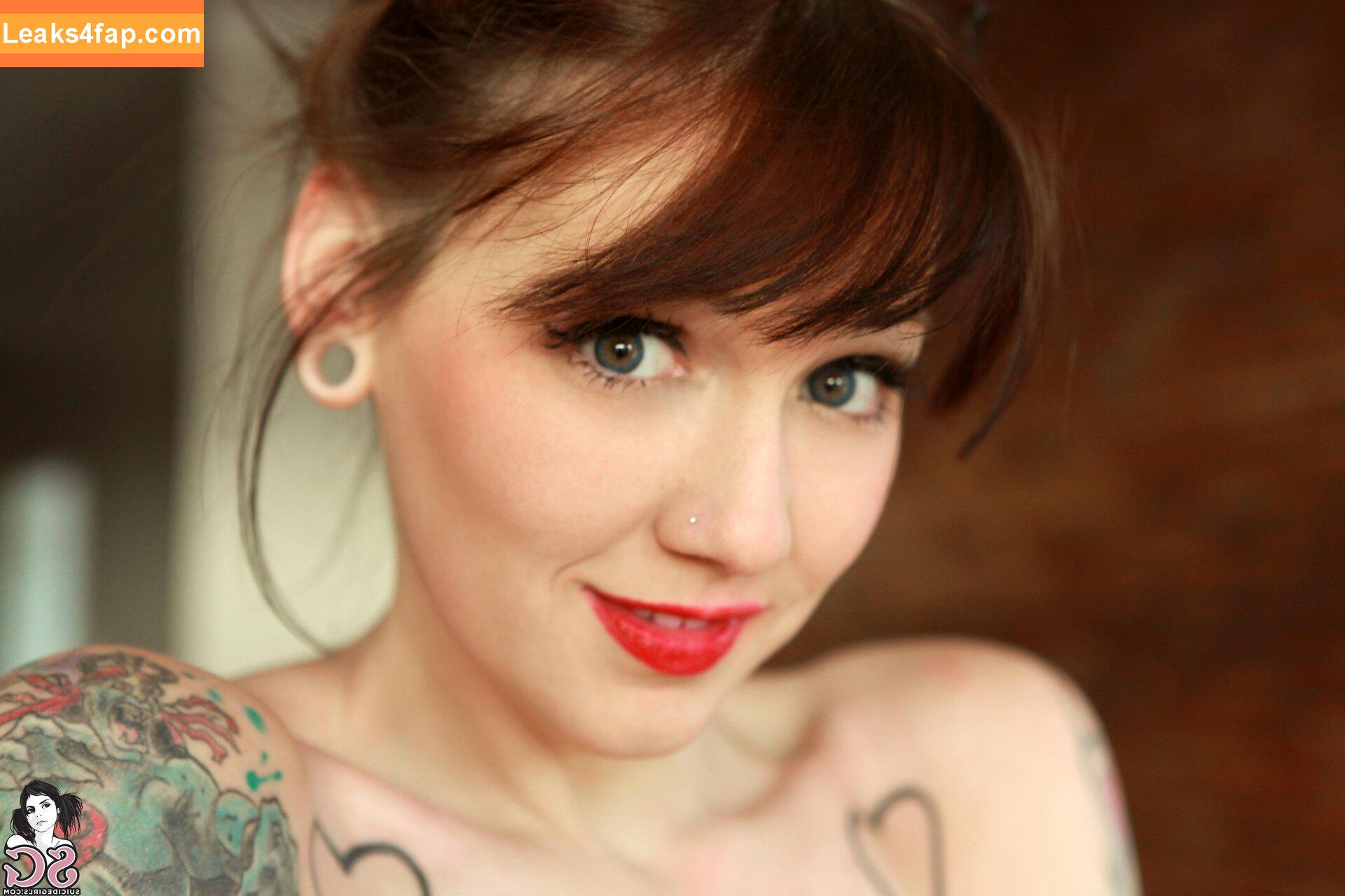 303 /  leaked photo photo #4550