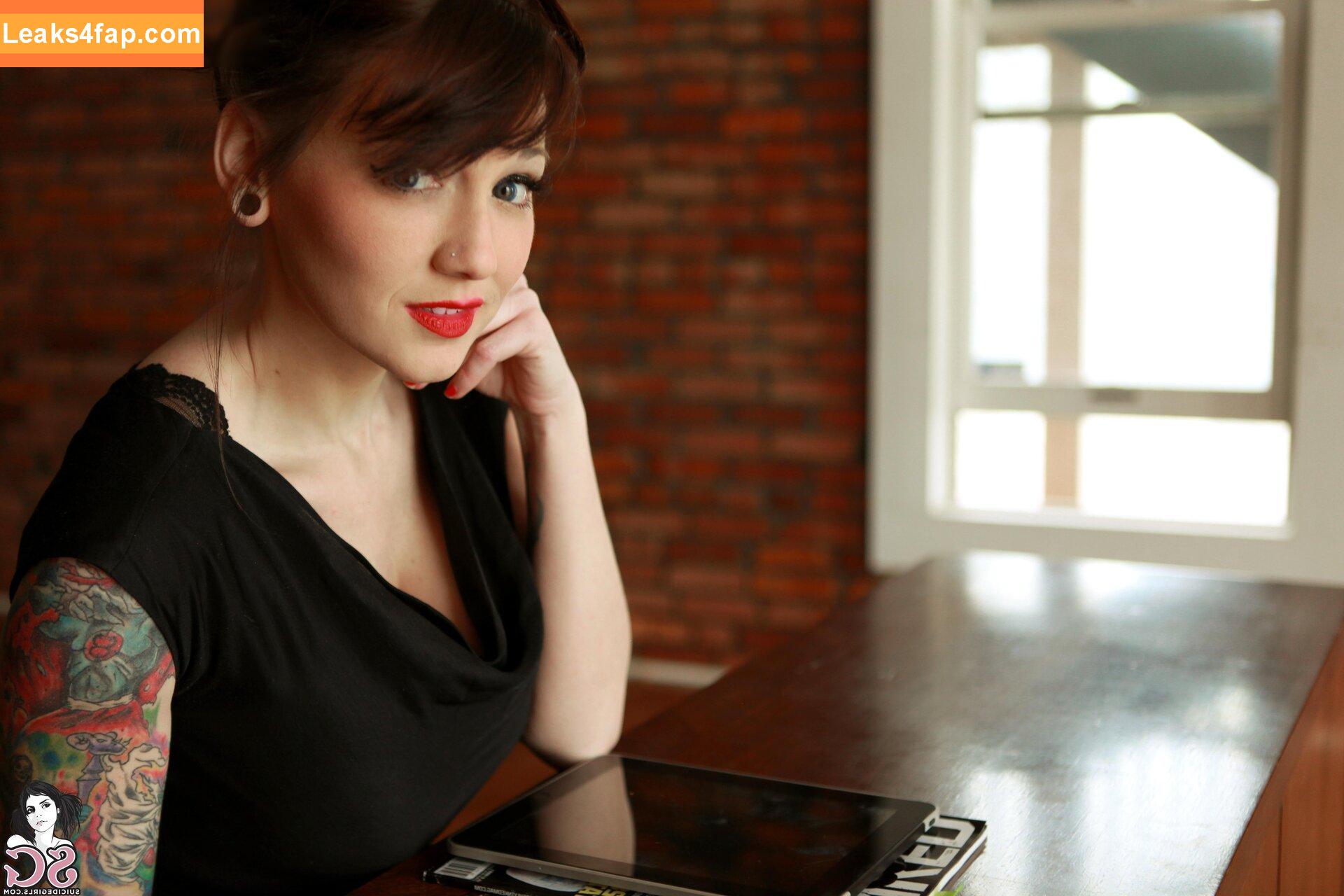 303 /  leaked photo photo #4563