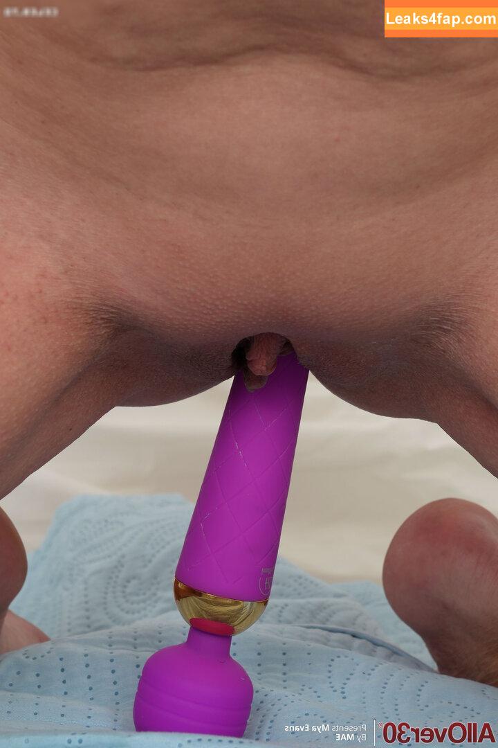 303 /  leaked photo photo #4701