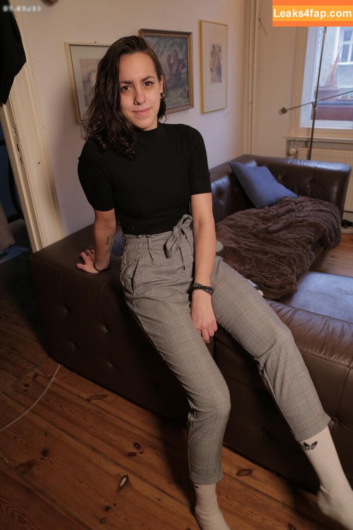 303 /  leaked photo photo #4783