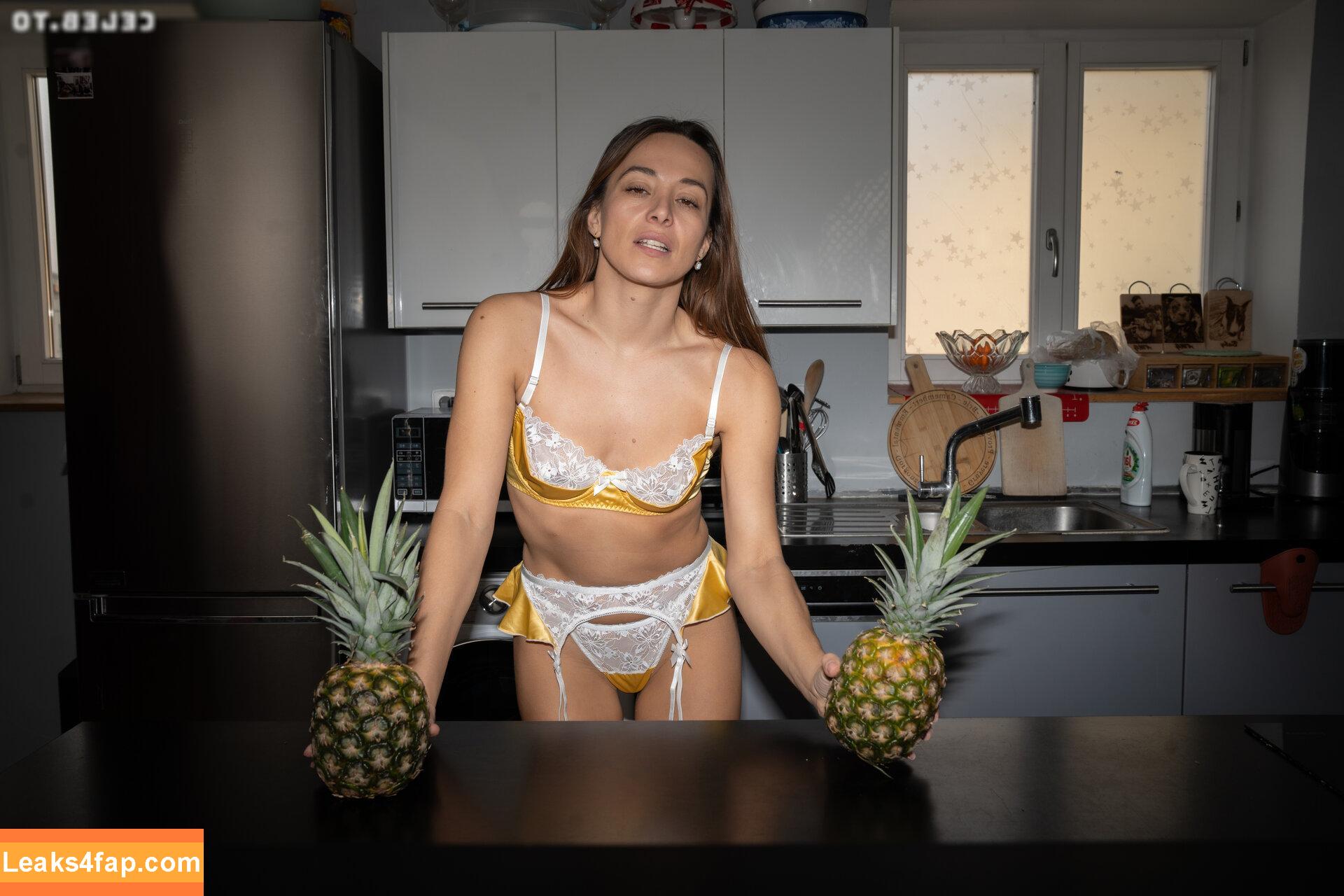 303 /  leaked photo photo #5202