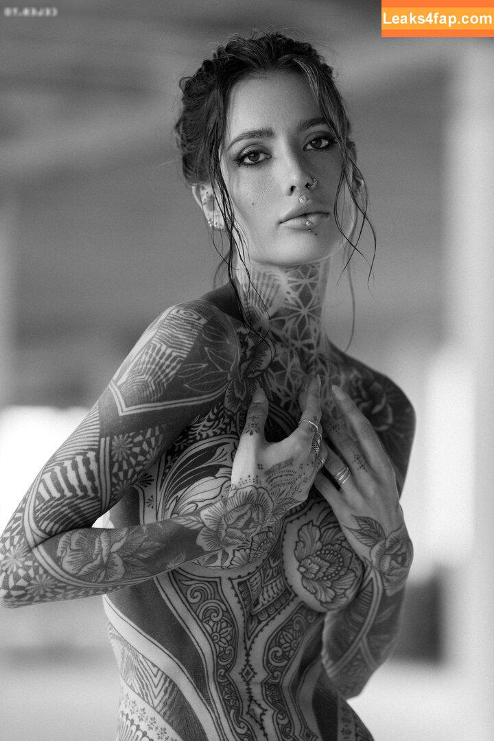 303 /  leaked photo photo #5296