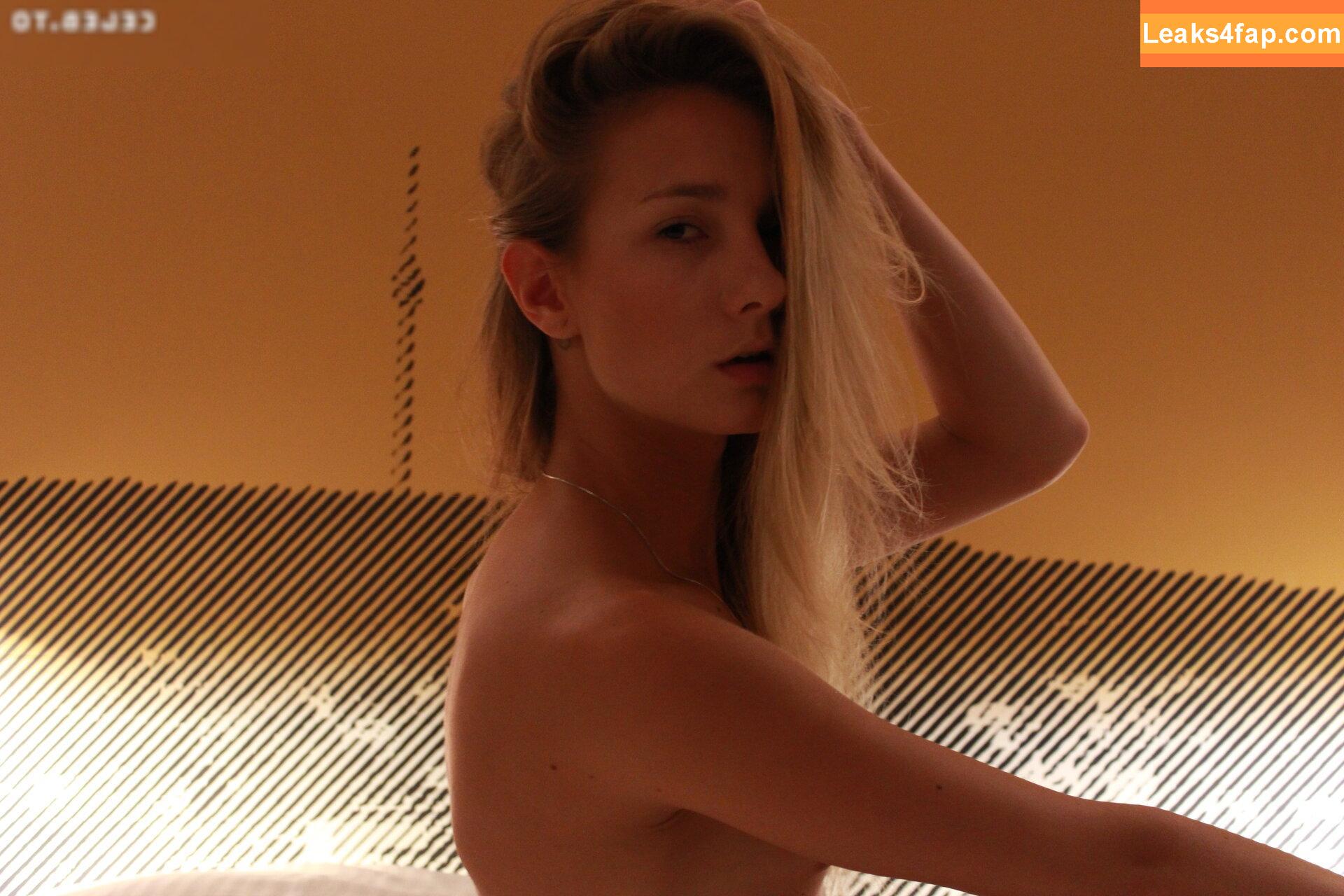 303 /  leaked photo photo #5356