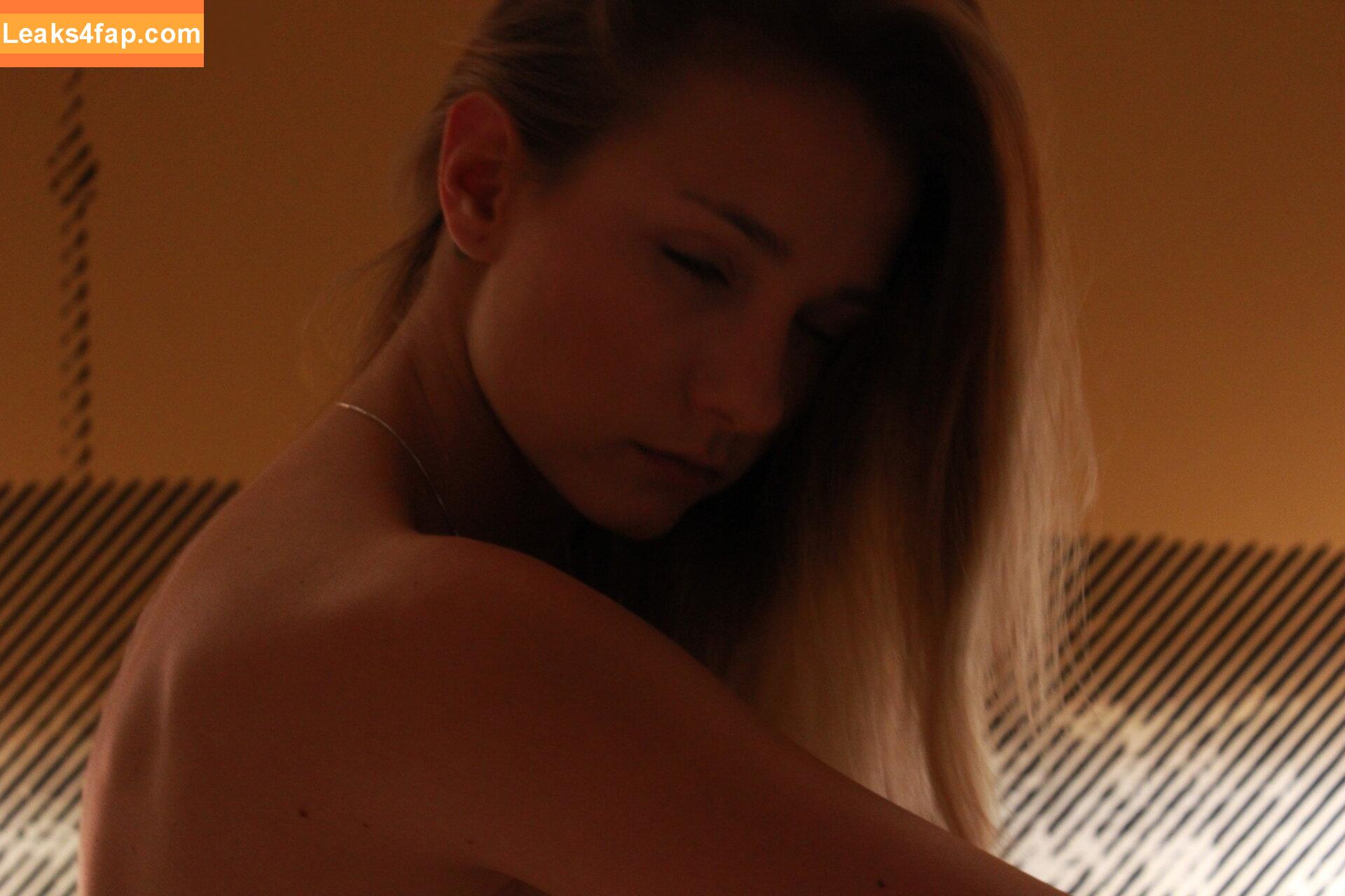 303 /  leaked photo photo #5359