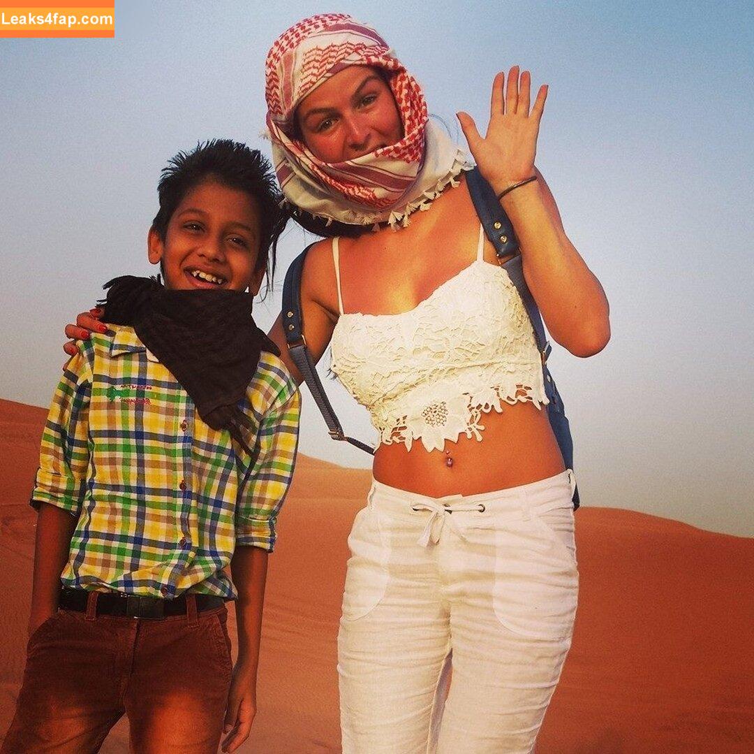 303 /  слитое фото фото #5749