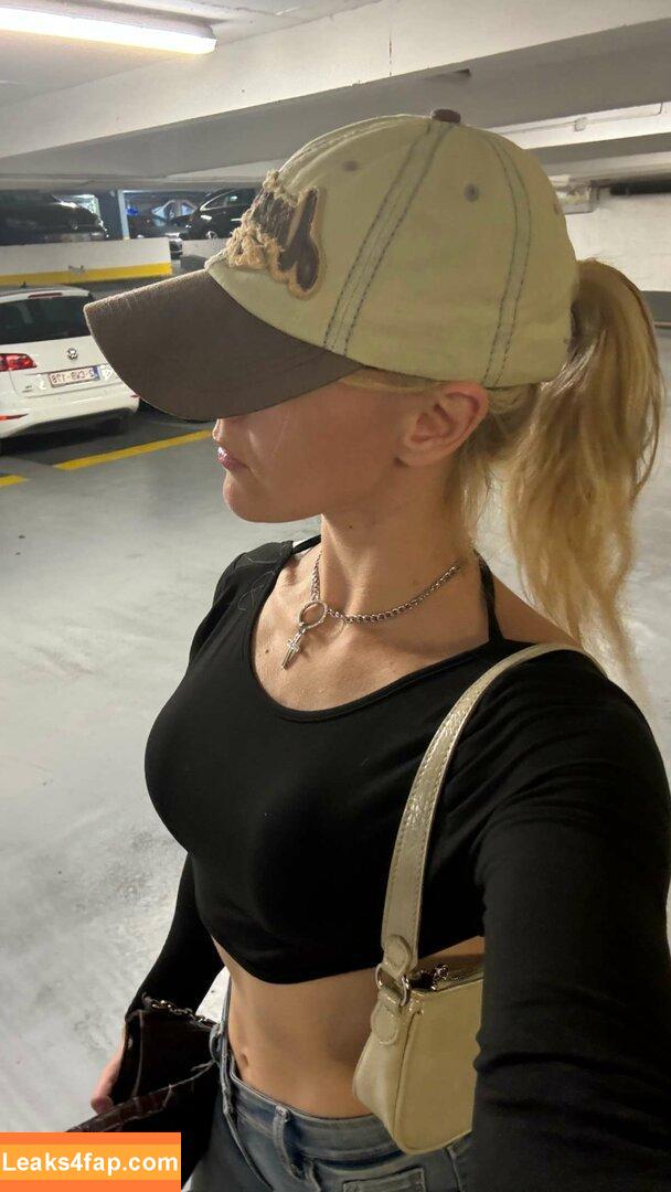 Vera Dijkmans / Veradijkmansofficial / veradijkmans leaked photo photo #0201