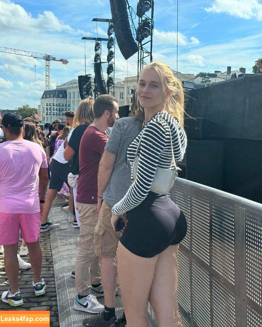 Vera Dijkmans / Veradijkmansofficial / veradijkmans leaked photo photo #0231