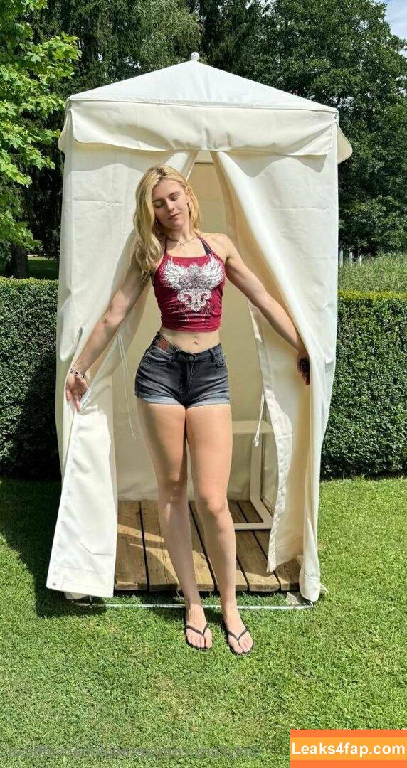 Vera Dijkmans / Veradijkmansofficial / veradijkmans leaked photo photo #0399