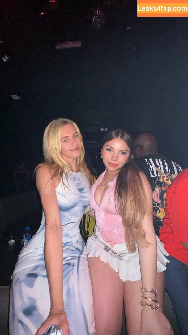 Vera Dijkmans / Veradijkmansofficial / veradijkmans leaked photo photo #0482