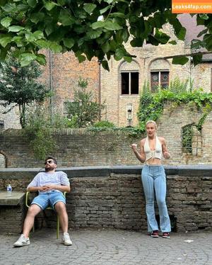 Vera Dijkmans photo #0232