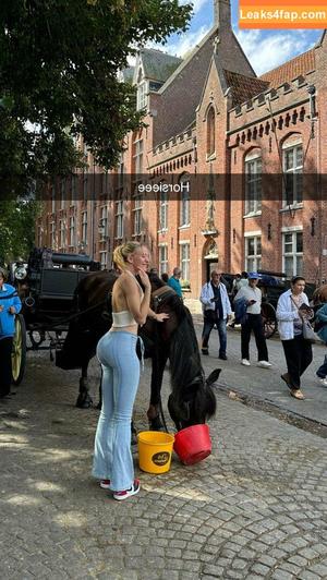 Vera Dijkmans photo #0249