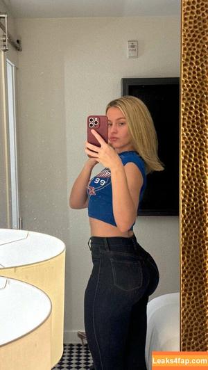 Vera Dijkmans photo #0906