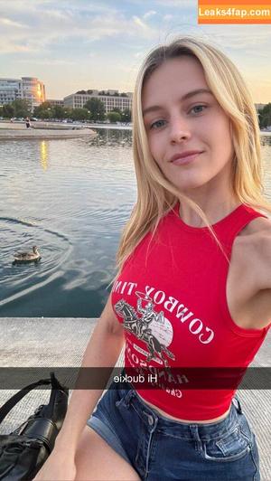 Vera Dijkmans photo #0992