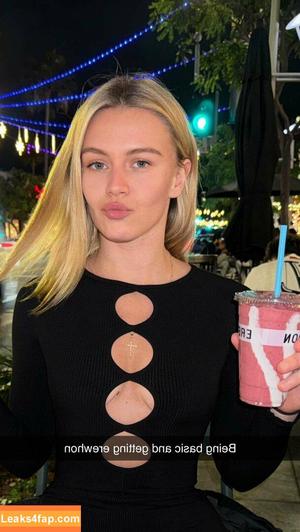 Vera Dijkmans photo #1077