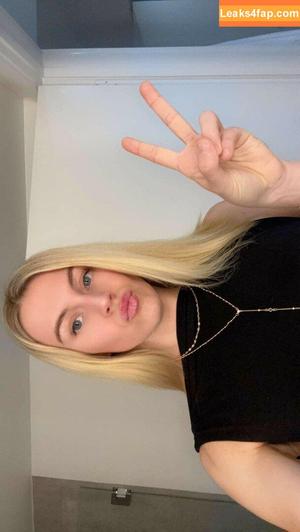 Vera Dijkmans photo #1100