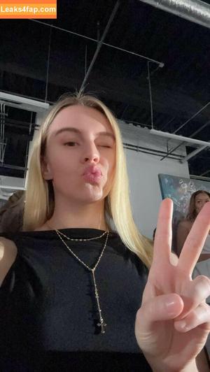 Vera Dijkmans photo #1104