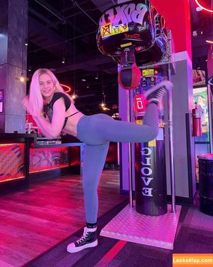 Vera Dijkmans photo #1446
