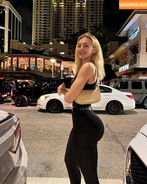 Vera Dijkmans photo #1482