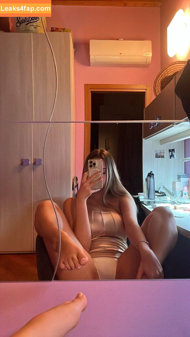 laura.sommaruga /  leaked photo photo #0017