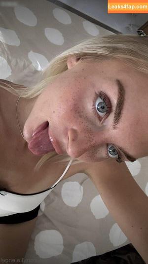 Lia Engel photo #0006