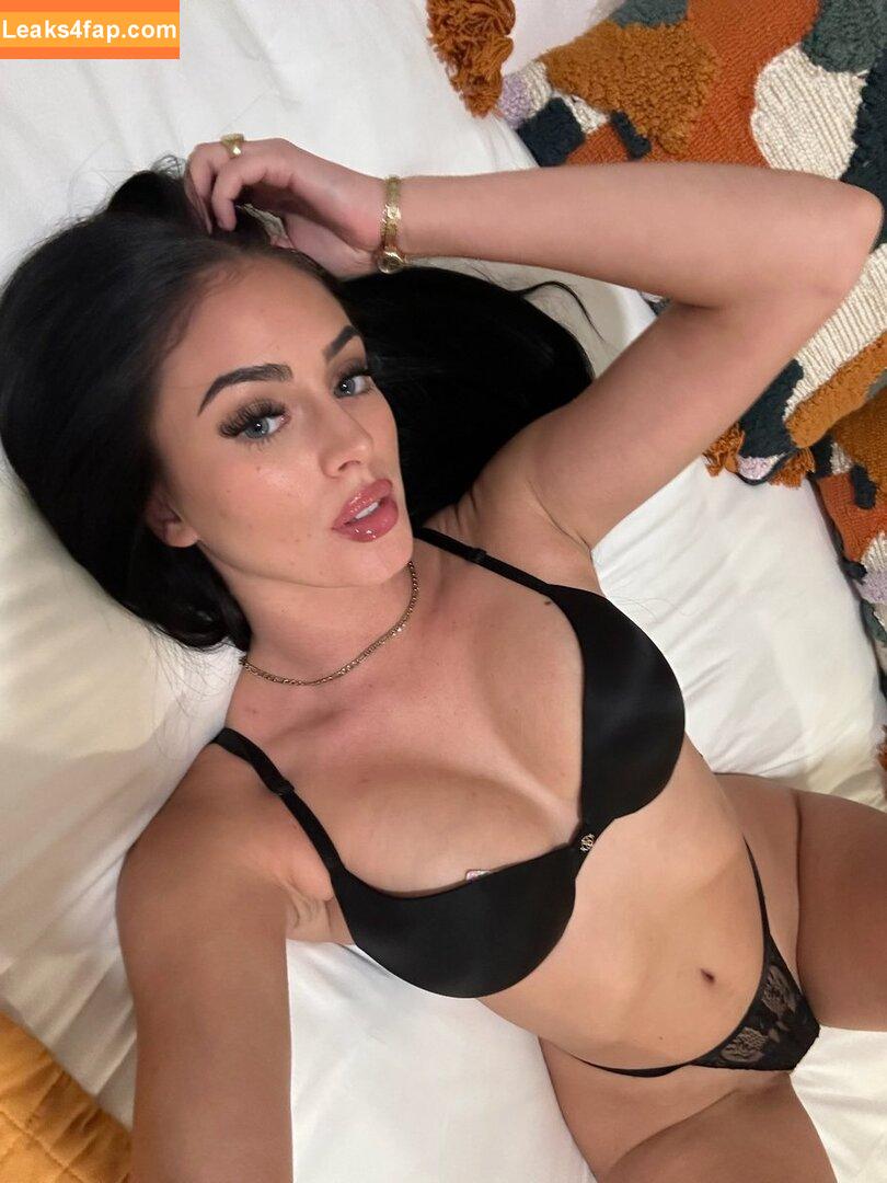 Camilla Araujo / realcamillaara / thefanvan leaked photo photo #0060