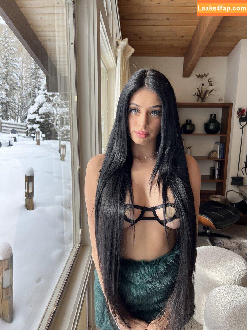 Camilla Araujo / realcamillaara / thefanvan leaked photo photo #0061