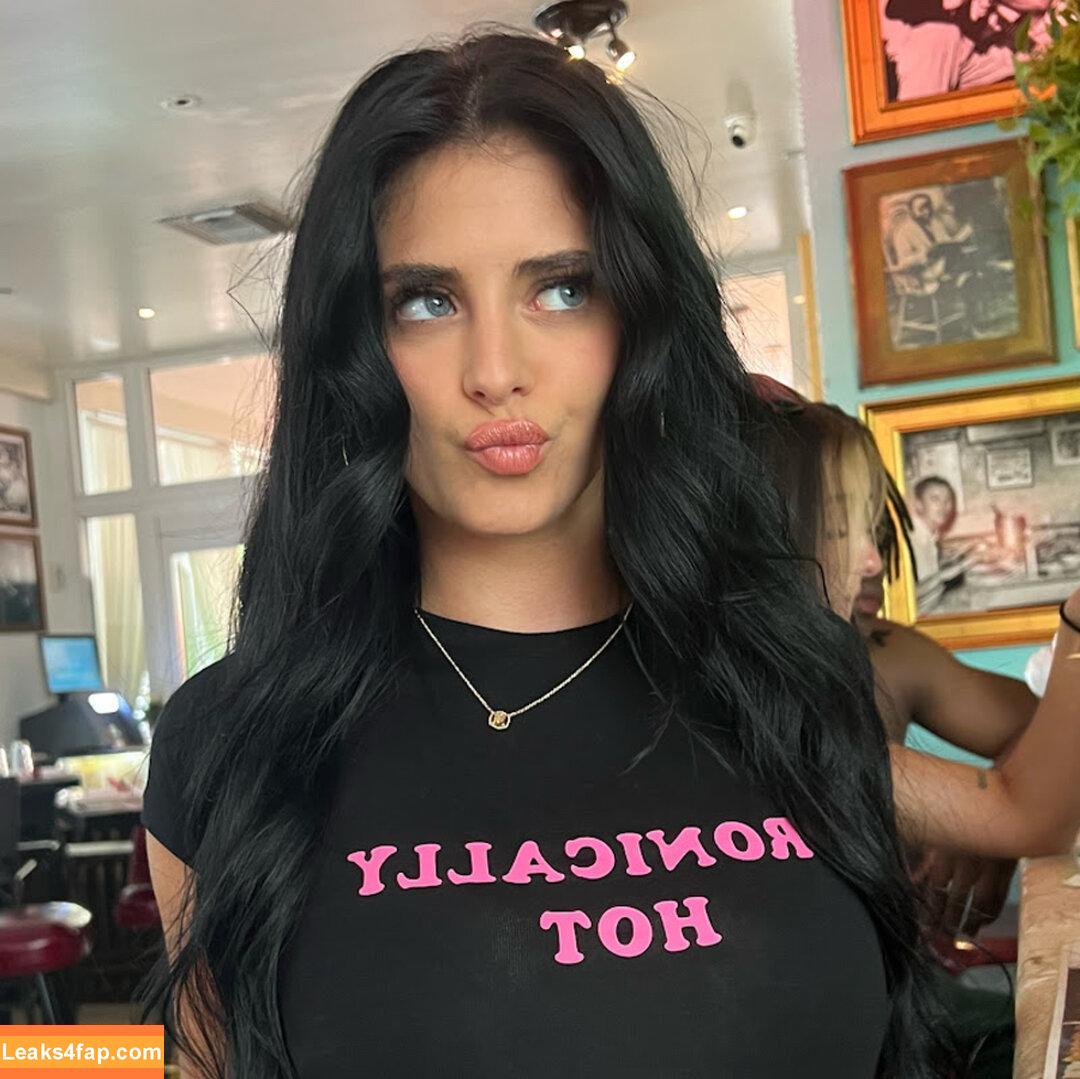 Camilla Araujo / realcamillaara / thefanvan leaked photo photo #0068