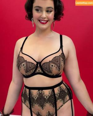 Stefania Ferrario фото #0019