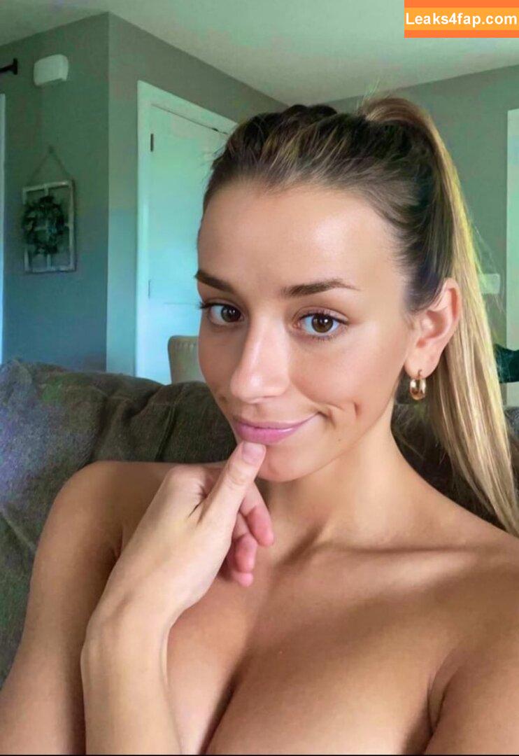 Sadie McKenna /  leaked photo photo #0006