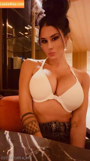 Brittany Furlan фото #0001