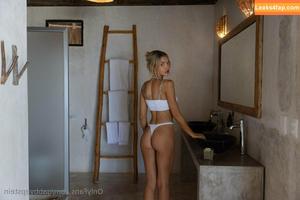 Gabby Epstein photo #0025