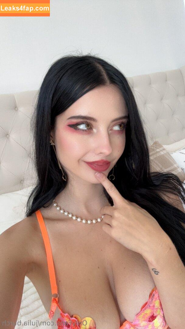 julia.burch / juliaaburch leaked photo photo #0001