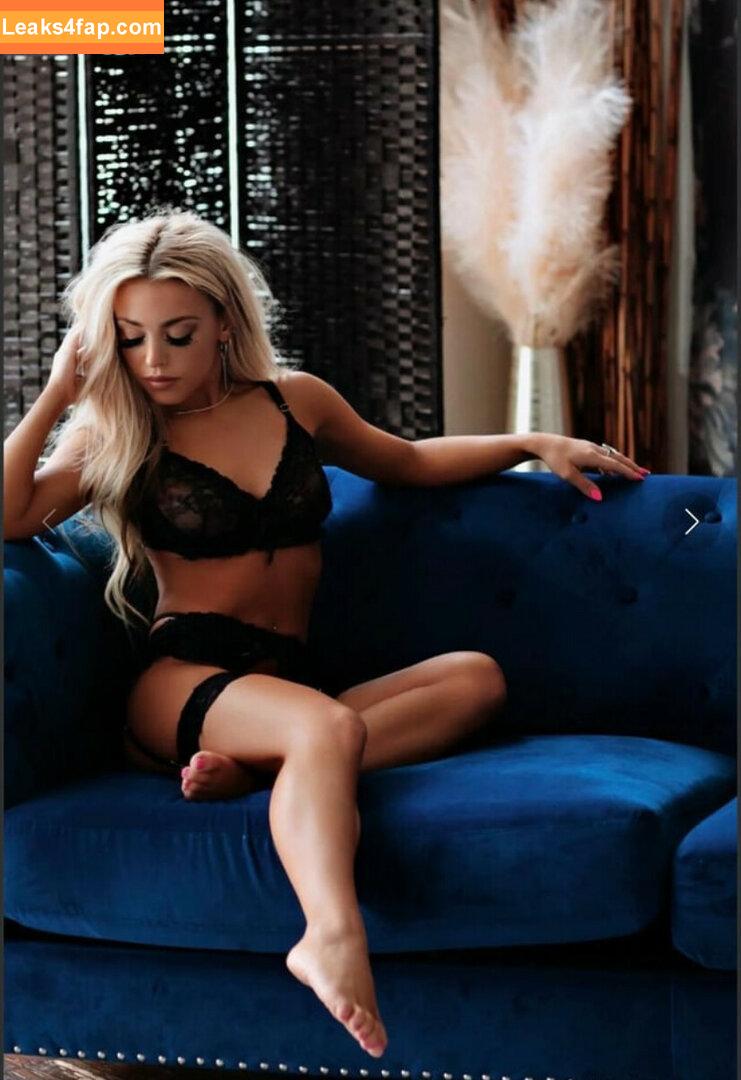 Morgan_Moyer / moxxoxo leaked photo photo #0002