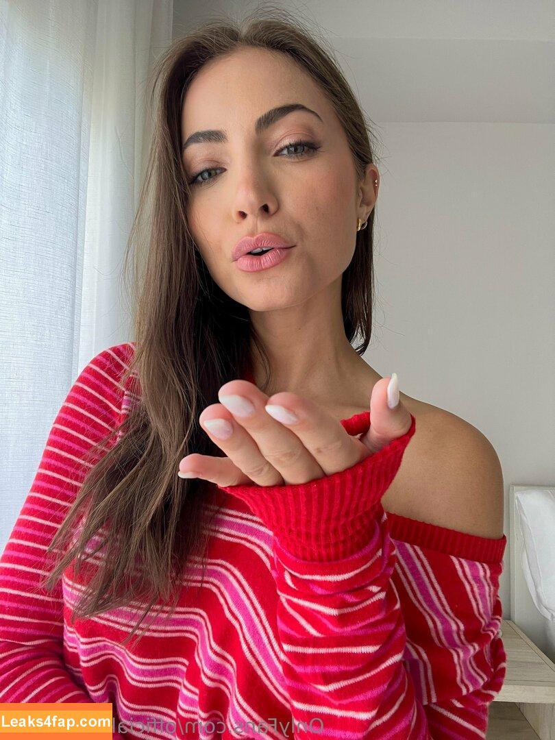 Anna Louise / officialannalouise leaked photo photo #0110