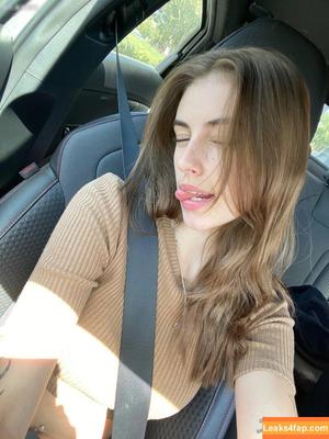 Eva Cudmore photo #0002