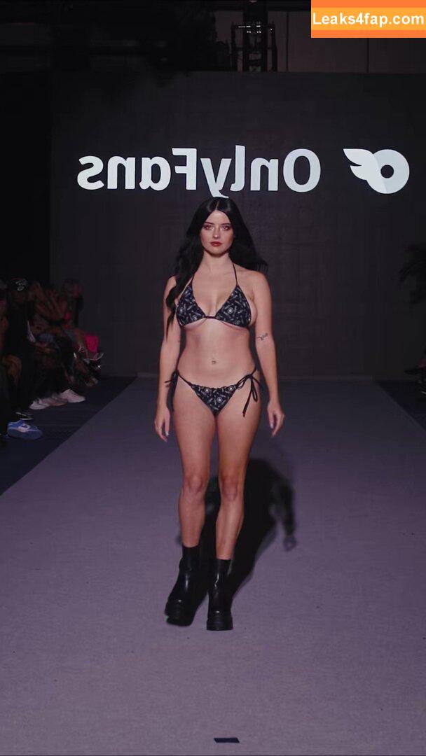 Julia Burch / julia.burch / juliaaburch leaked photo photo #0020