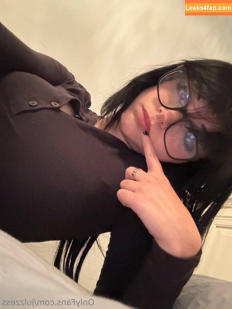 Julzzess / julz.zess leaked photo photo #0005