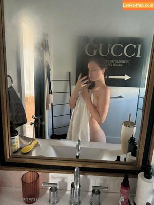 Lauren Summer photo #0001