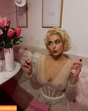 Stefania Ferrario photo #0009