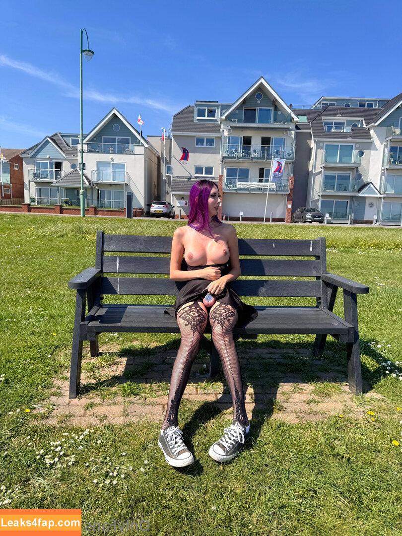 wollip / unendingwaltz leaked photo photo #0017