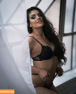zoogirlq photo #0002