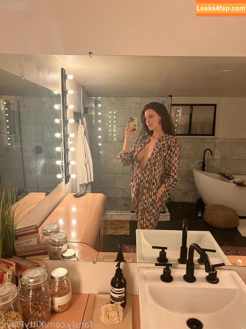 Kittyplays /  leaked photo photo #0021