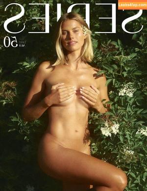 natalie_roser photo #0042